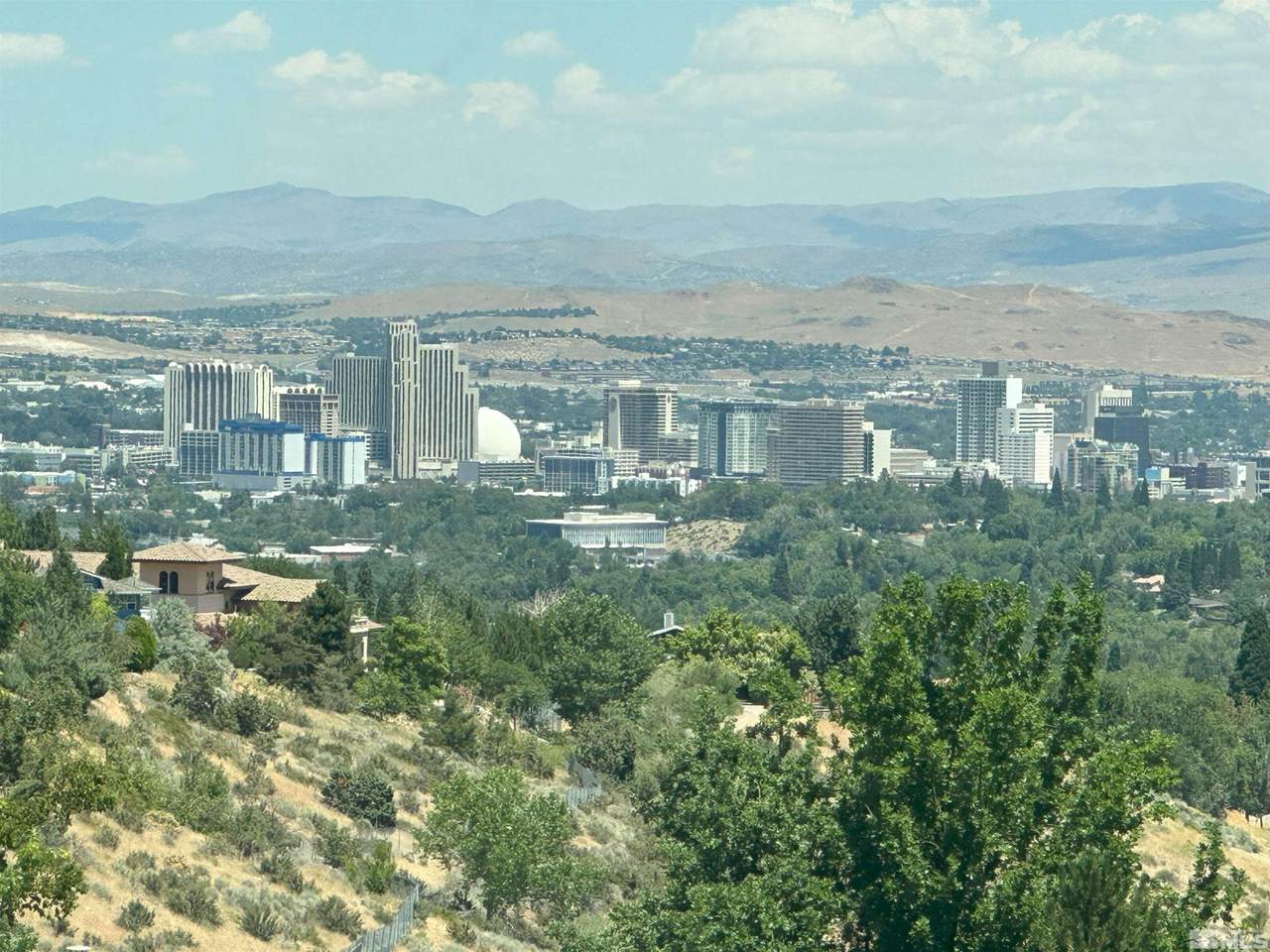 https://bt-photos.global.ssl.fastly.net/reno/1280_boomver_1_20260127230331762912000000-2.jpg
