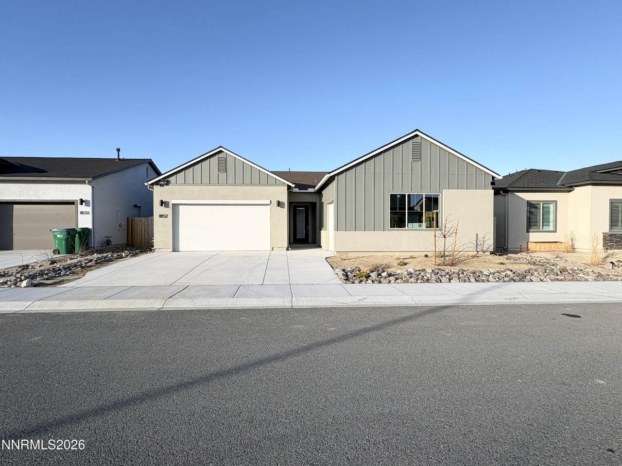 1852 Hogan Peak Street - Photo 1