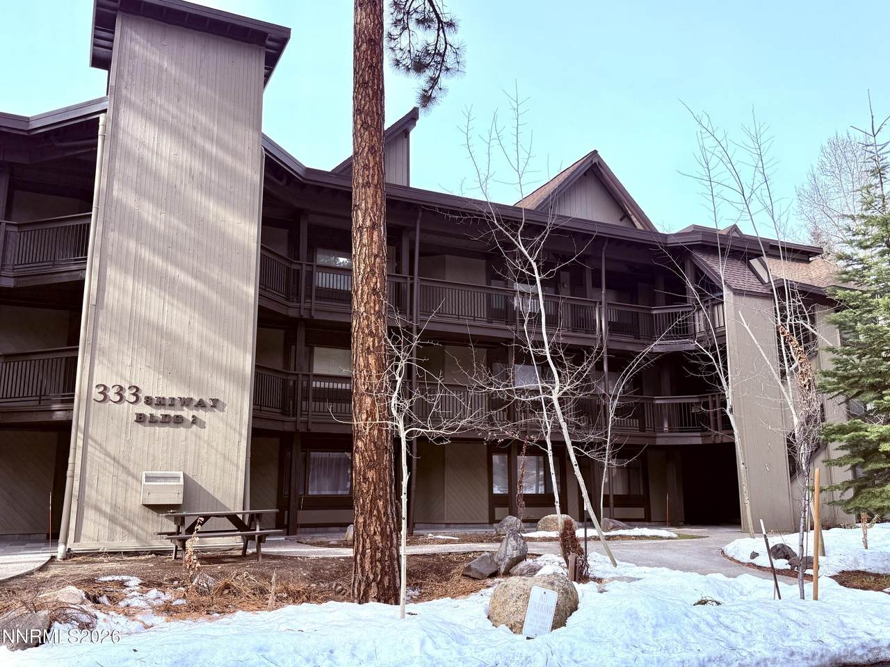 333 Ski Way - Photo 1