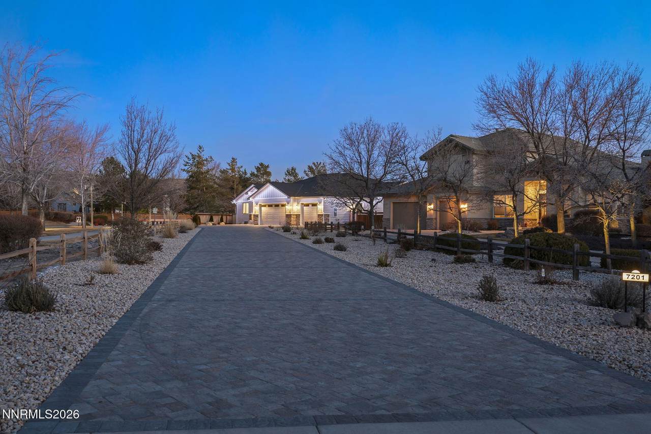 https://bt-photos.global.ssl.fastly.net/reno/1280_boomver_1_20260206174347110559000000-2.jpg