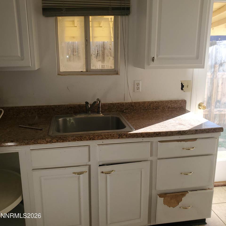 https://bt-photos.global.ssl.fastly.net/reno/1280_boomver_1_20260206200217803885000000-2.jpg