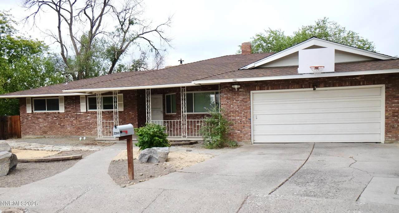 2390 Barnes Circle - Photo 1