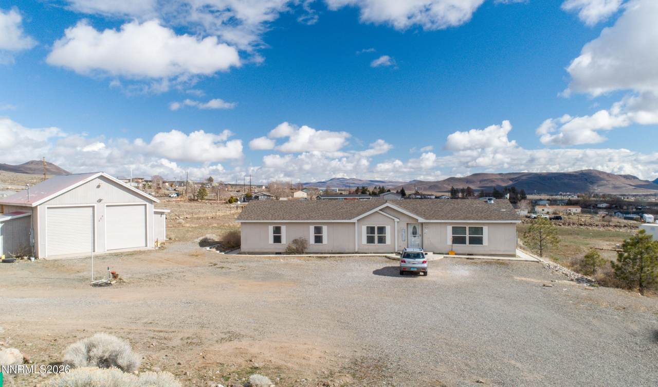 222 Julie Way - Photo 1