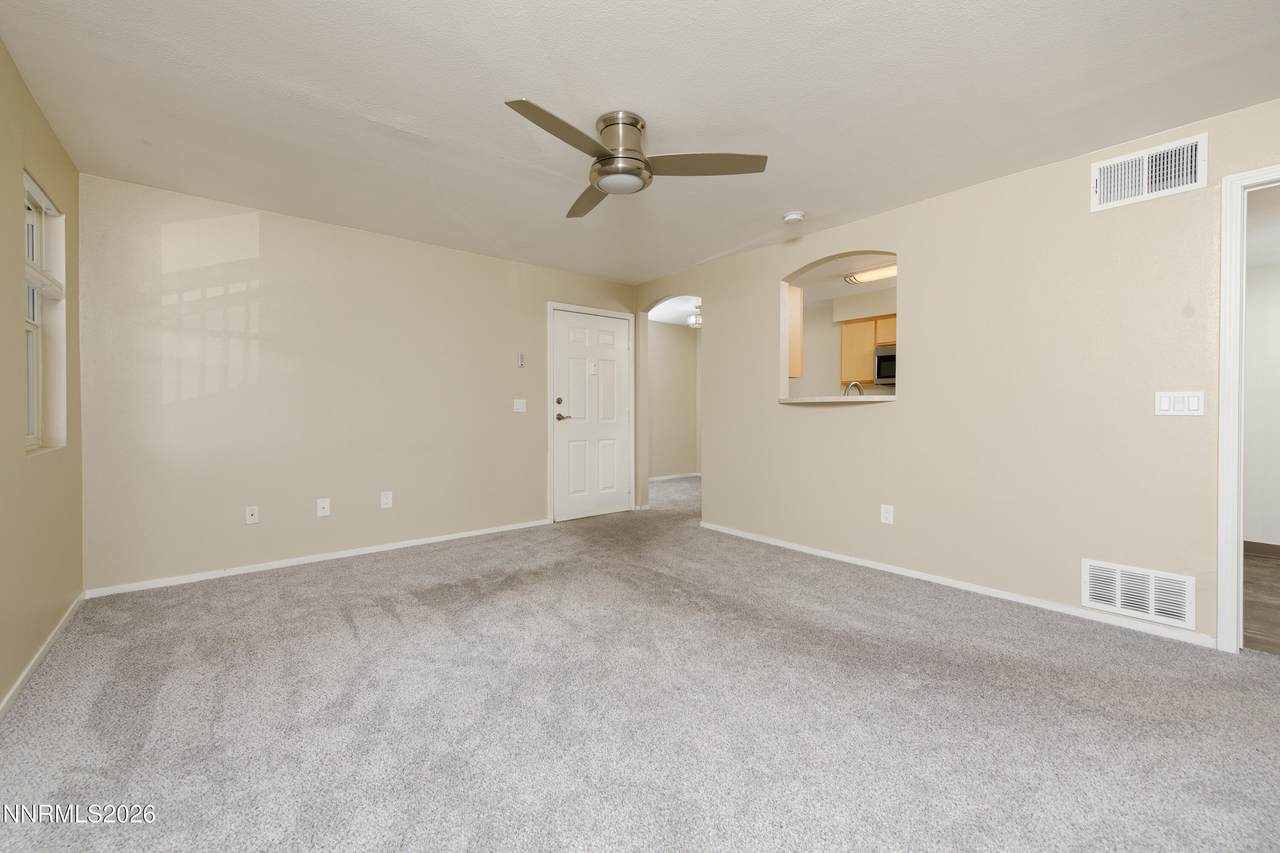 https://bt-photos.global.ssl.fastly.net/reno/1280_boomver_1_20260306225430285899000000-2.jpg
