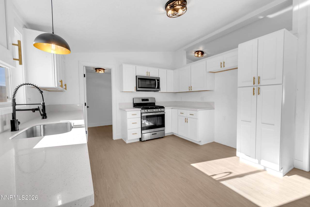 17575 Thrush Lane - Photo 1