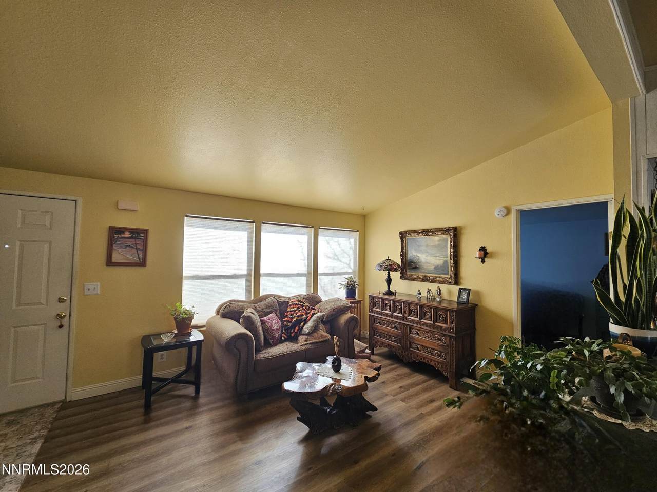 https://bt-photos.global.ssl.fastly.net/reno/1280_boomver_1_20260320004633123698000000-2.jpg