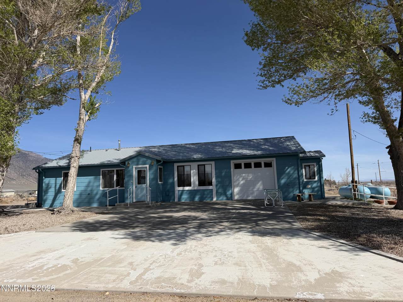 100 Larson Boulevard - Photo 1