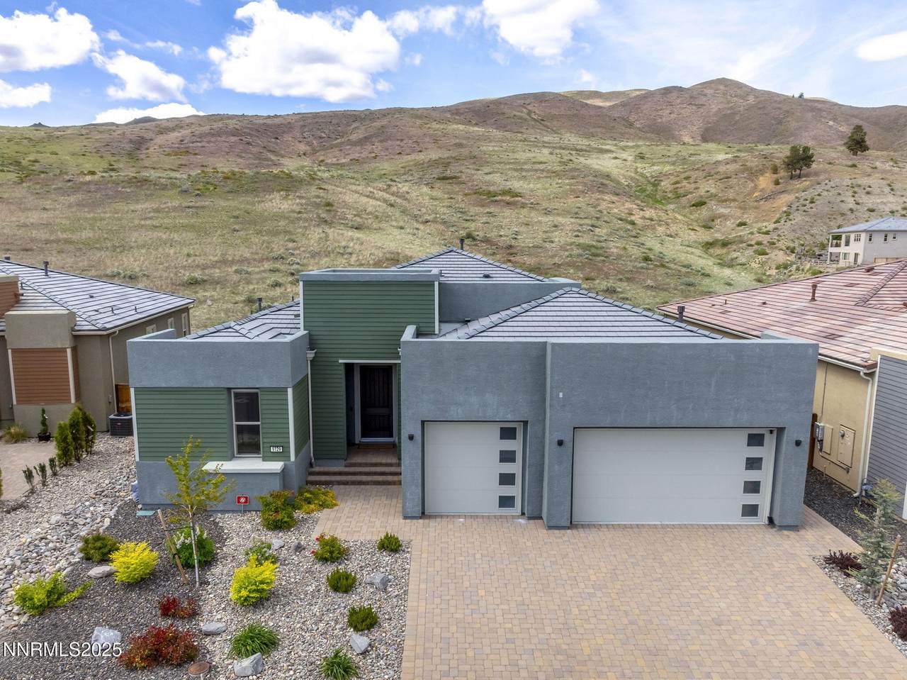 9129 Wild Skies Way - Photo 1