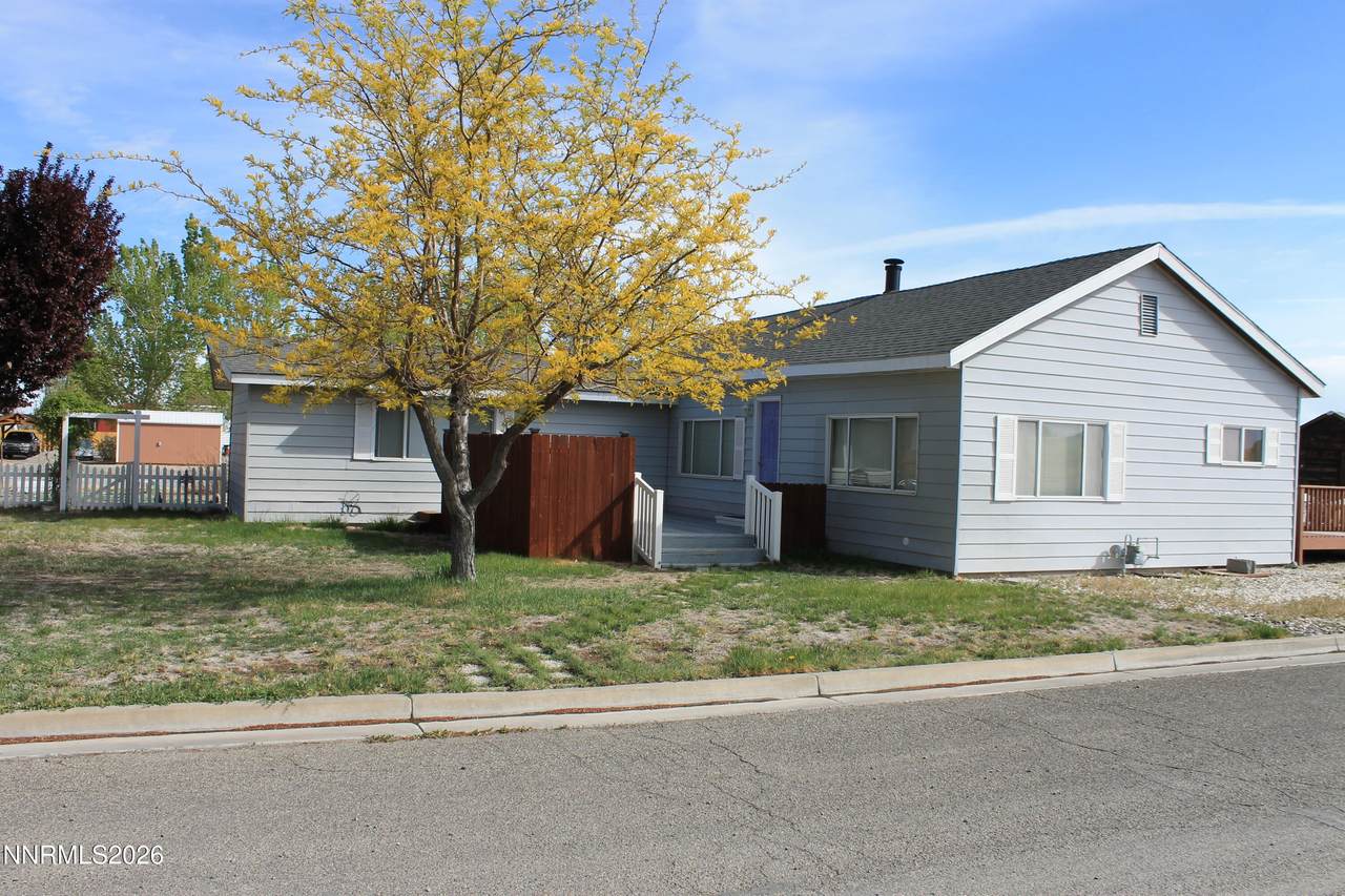 320 Reyes Way - Photo 1