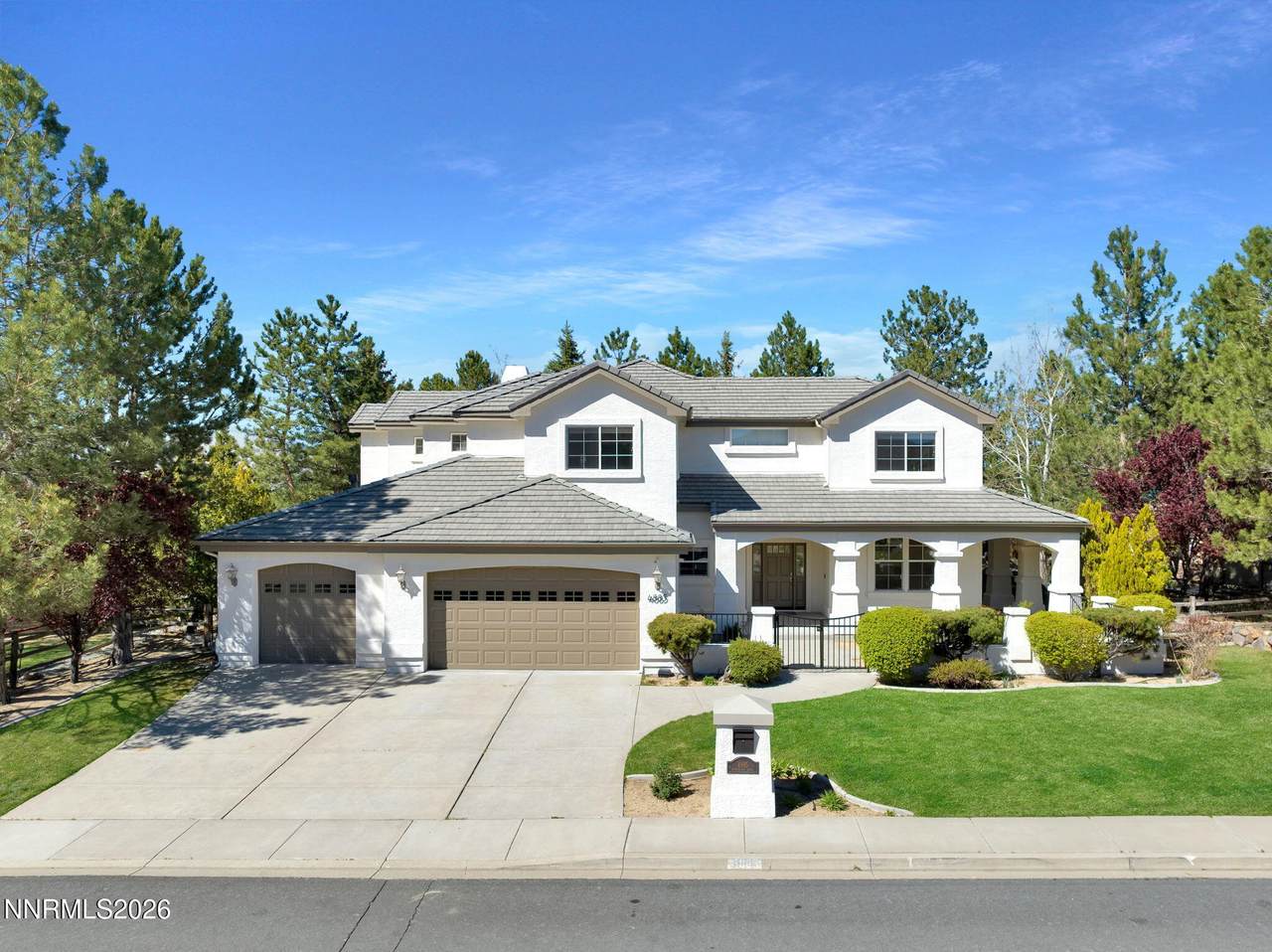 4885 Buckhaven Road - Photo 1