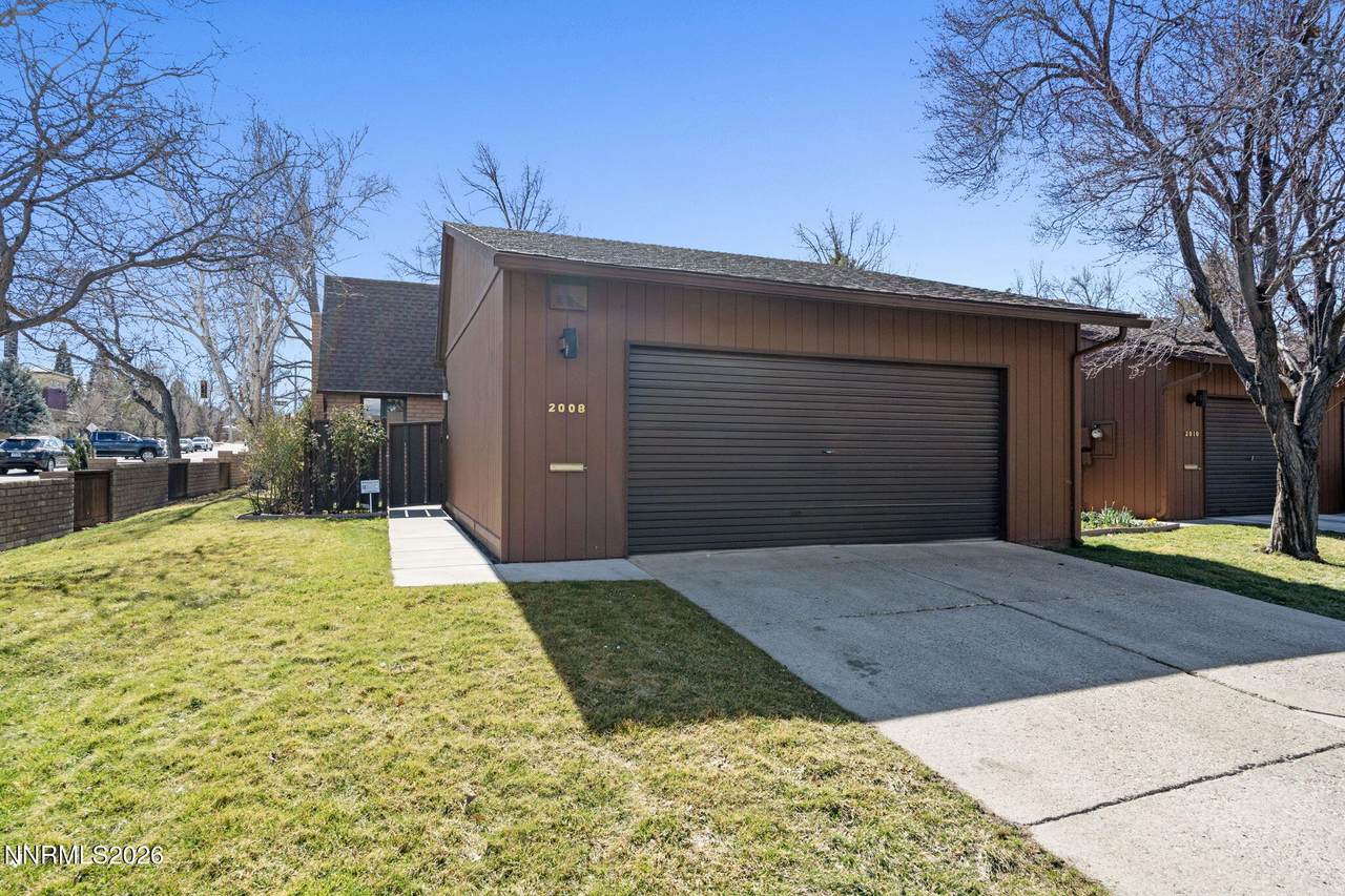 2008 Sunburst Way - Photo 1