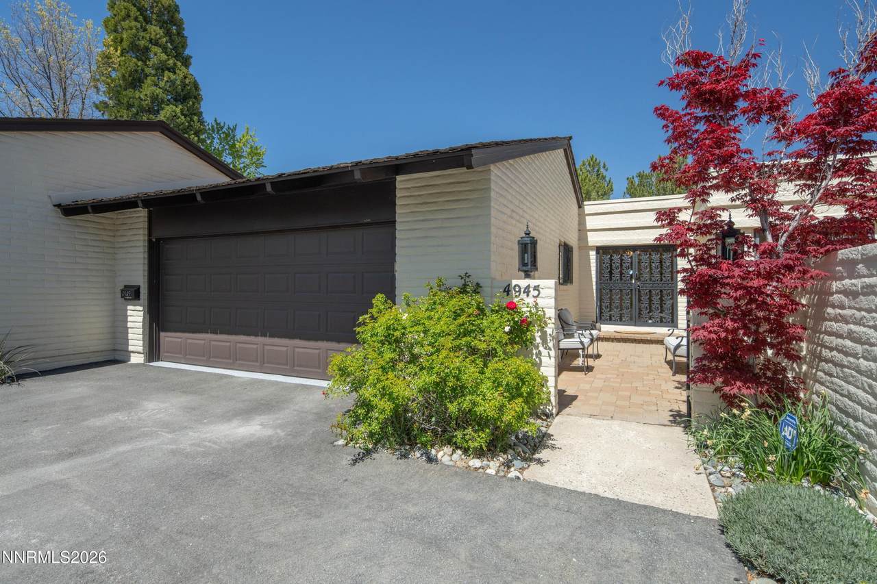 4945 Lakeridge Terrace Lane - Photo 1