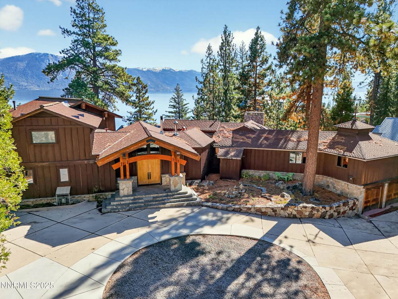 20 Calaneva Drive - Photo 1