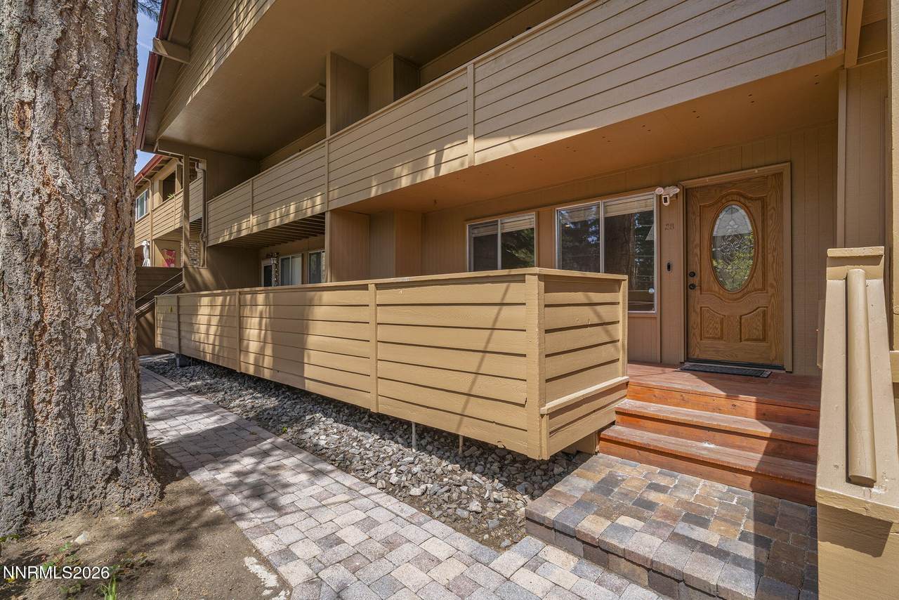 866 Northwood Boulevard - Photo 1