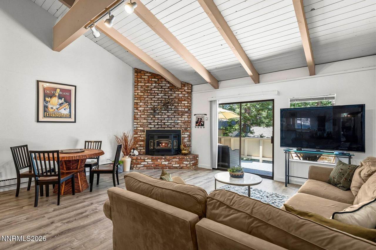 321 Ski Way - Photo 1