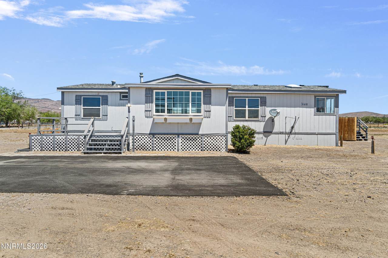 5720 Apache Drive - Photo 1