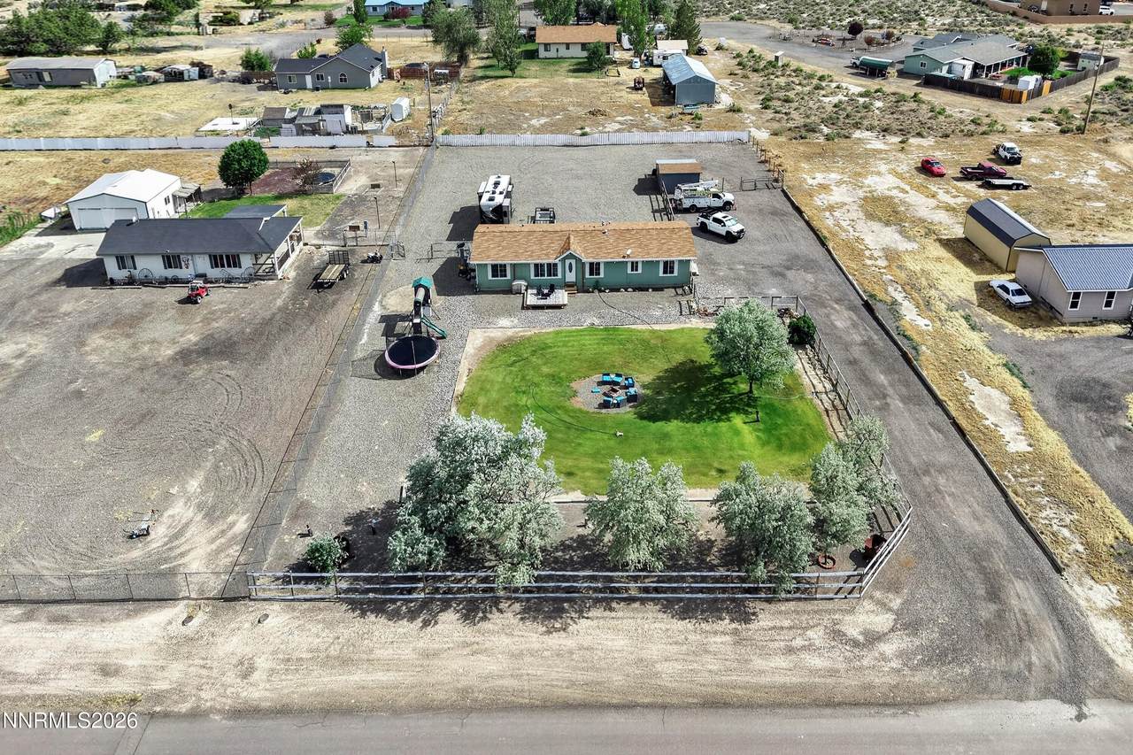 440 Kayci Avenue - Photo 1