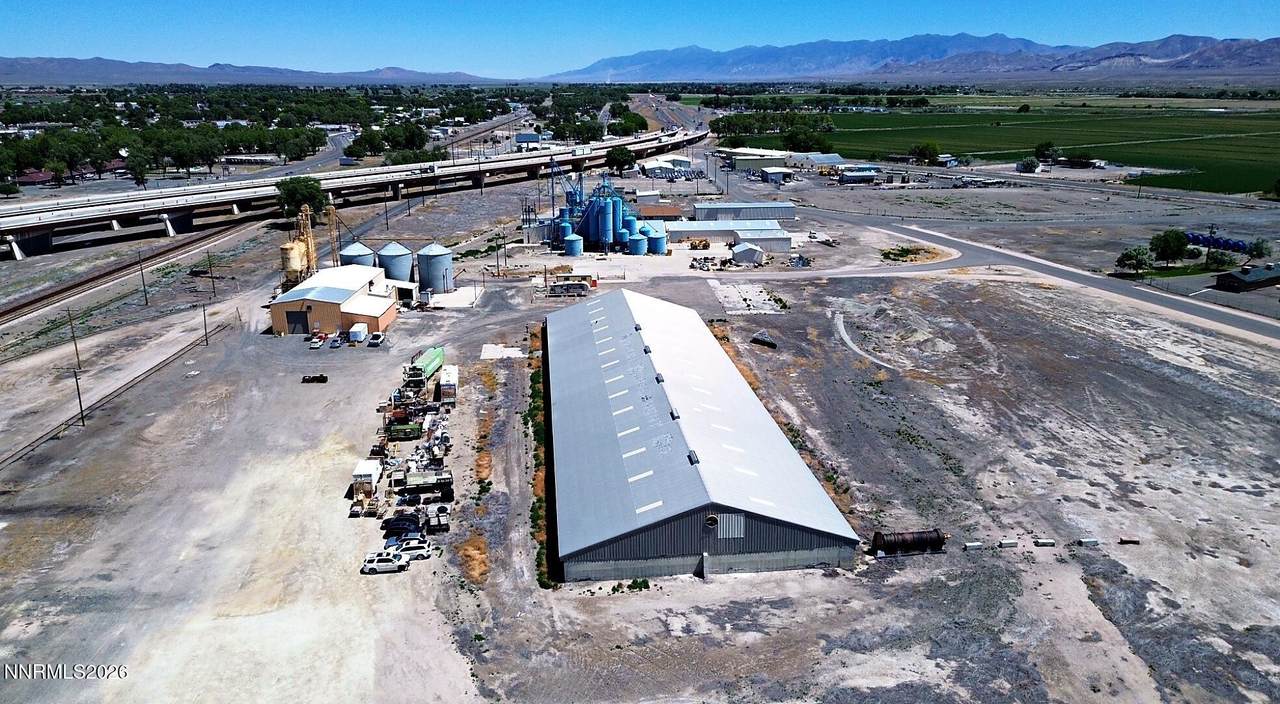 720 Industrial Parkway - Photo 1