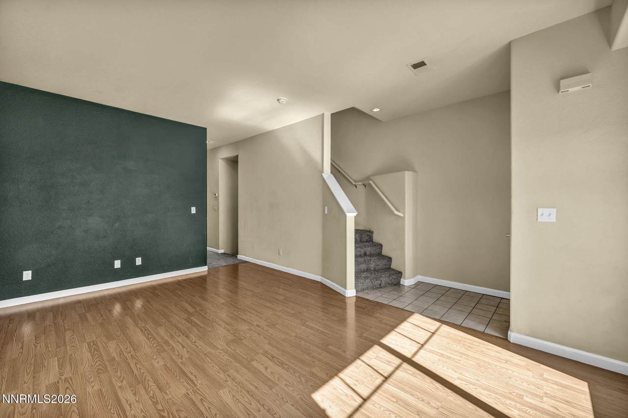 https://bt-photos.global.ssl.fastly.net/reno/1280_boomver_1_20260605181730576476000000-2.jpg