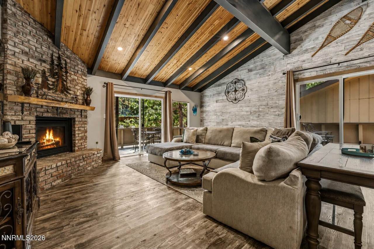 321 Ski Way - Photo 1