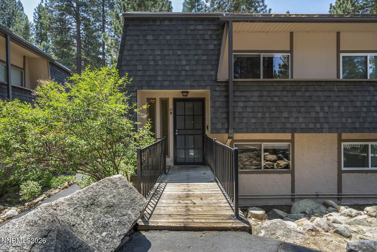 837 Southwood Boulevard - Photo 1