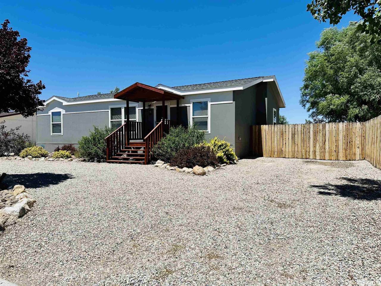 15 Willow Street - Photo 1