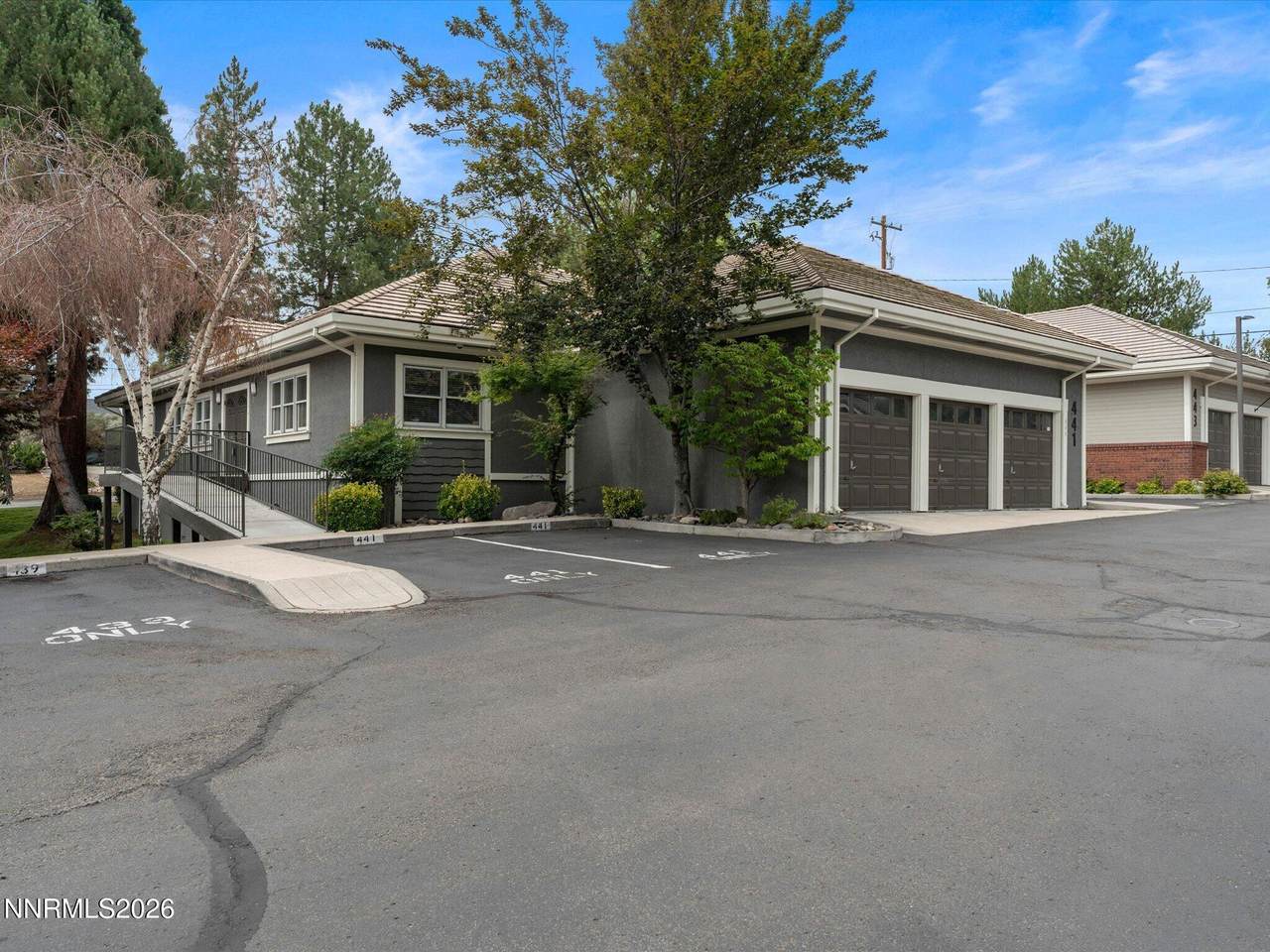441 Plumb Lane - Photo 1
