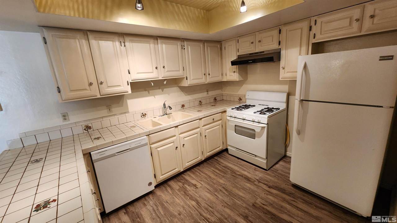https://bt-photos.global.ssl.fastly.net/reno/1280_boomver_1_20260723224902896272000000-2.jpg