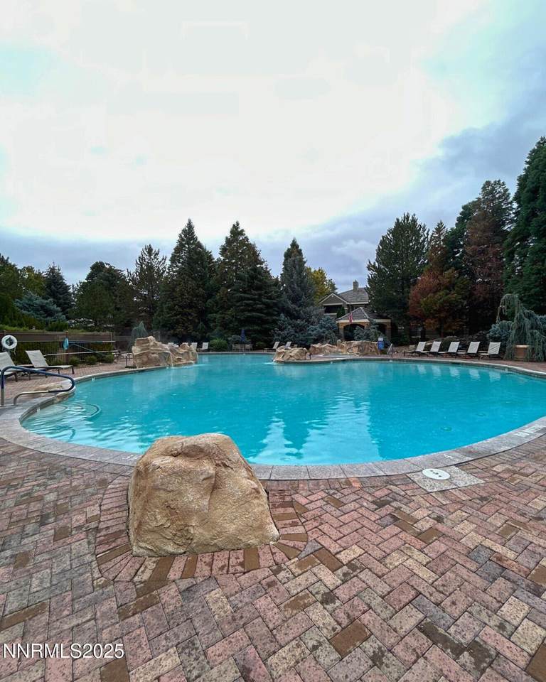 900 Meadows Parkway - Photo 1