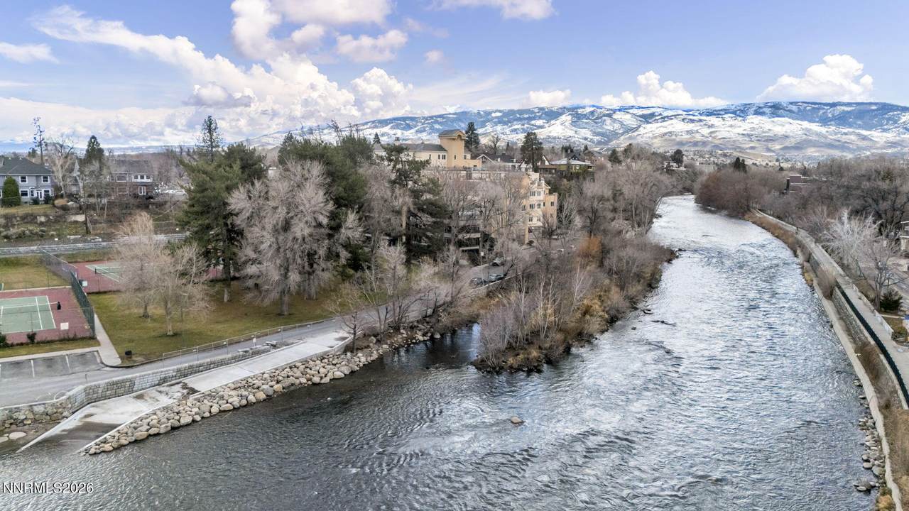 https://bt-photos.global.ssl.fastly.net/reno/1280_boomver_1_20260812083714501838000000-2.jpg