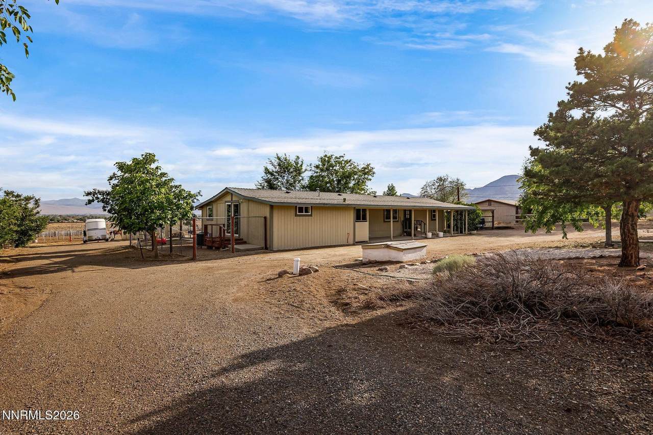 240 Wagon Wheel Way - Photo 1