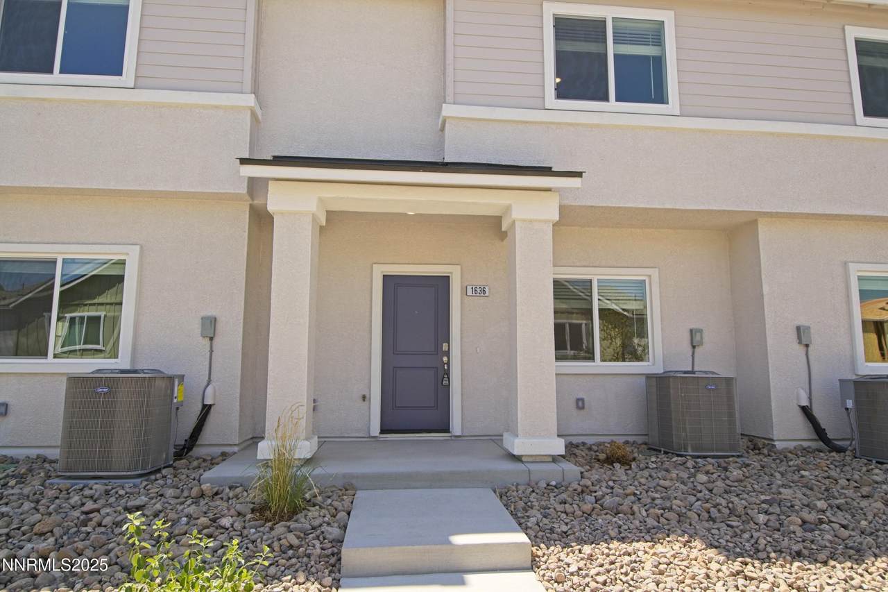 1636 Prancer Street - Photo 1