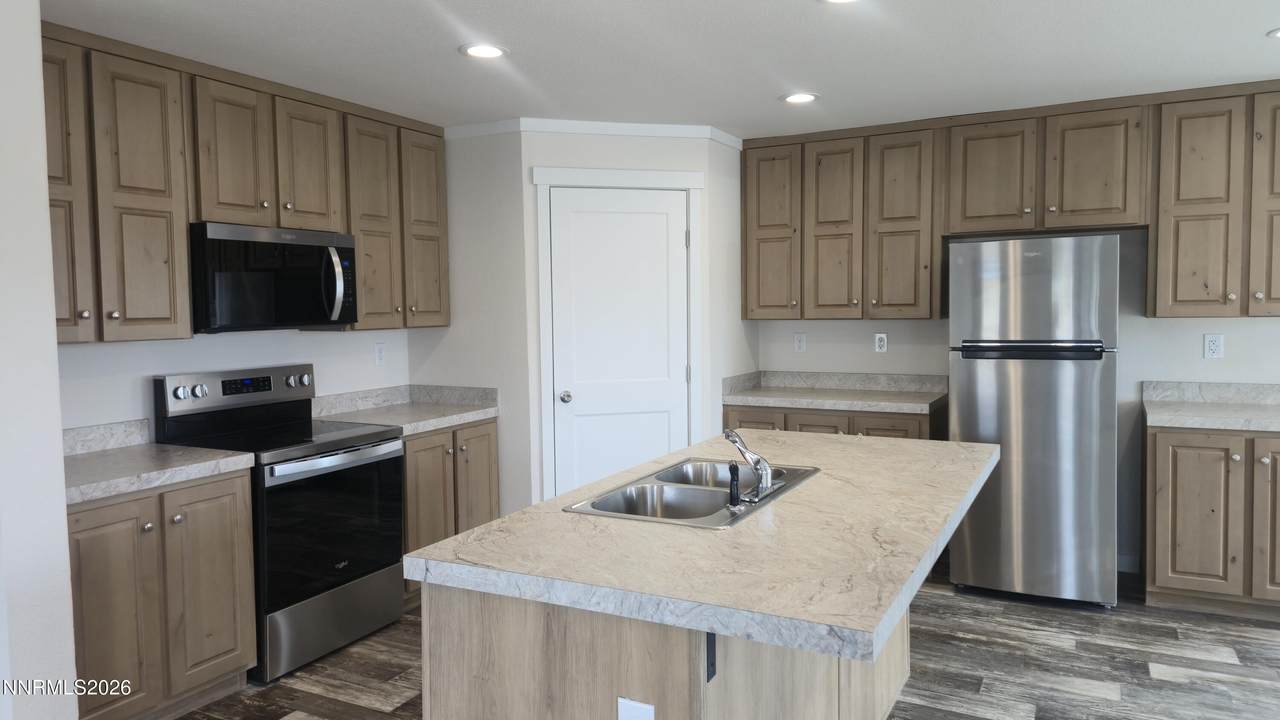 7995 Cheyenne Trail - Photo 1