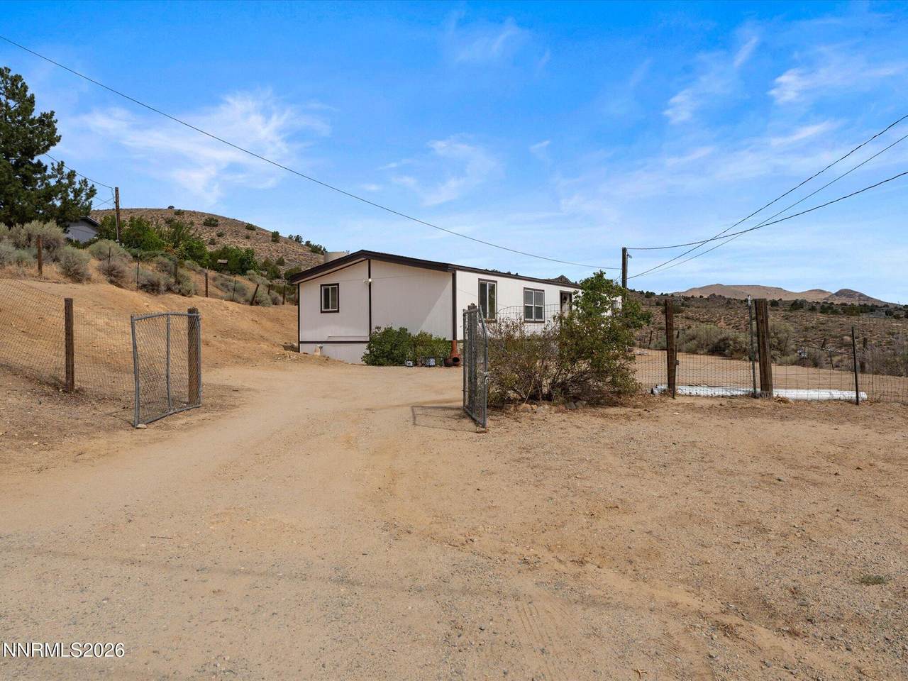 325 Gerdes Avenue - Photo 1
