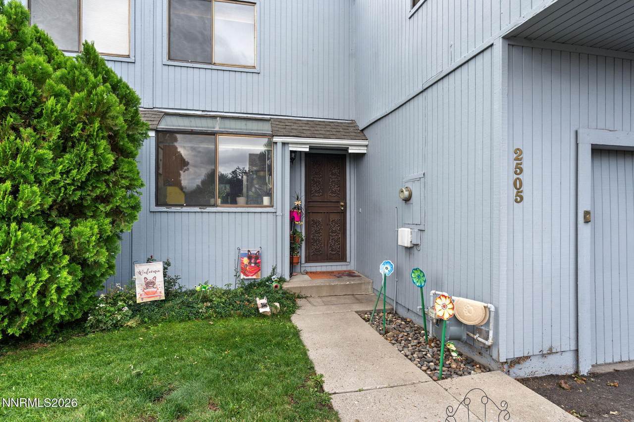 2505 Garfield Court - Photo 1