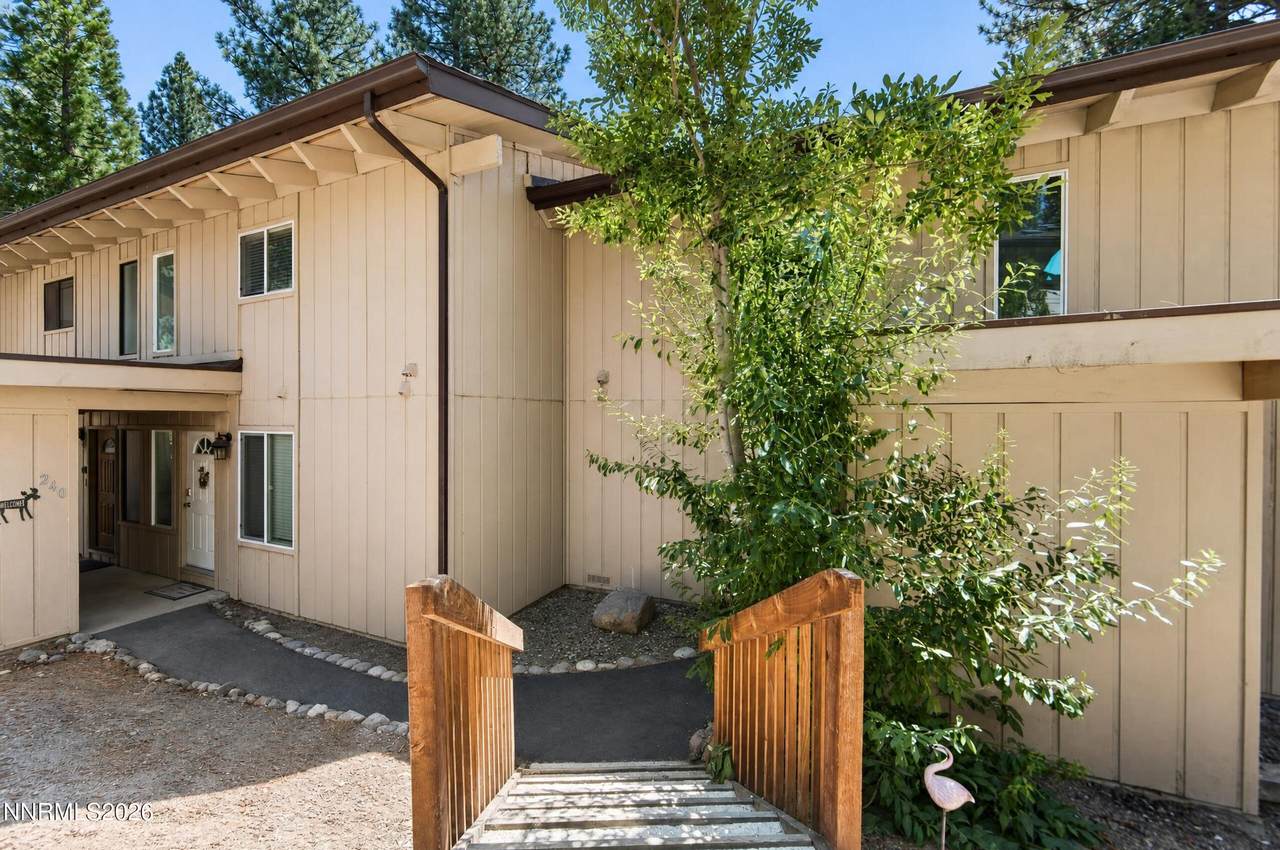 321 Ski Way - Photo 1