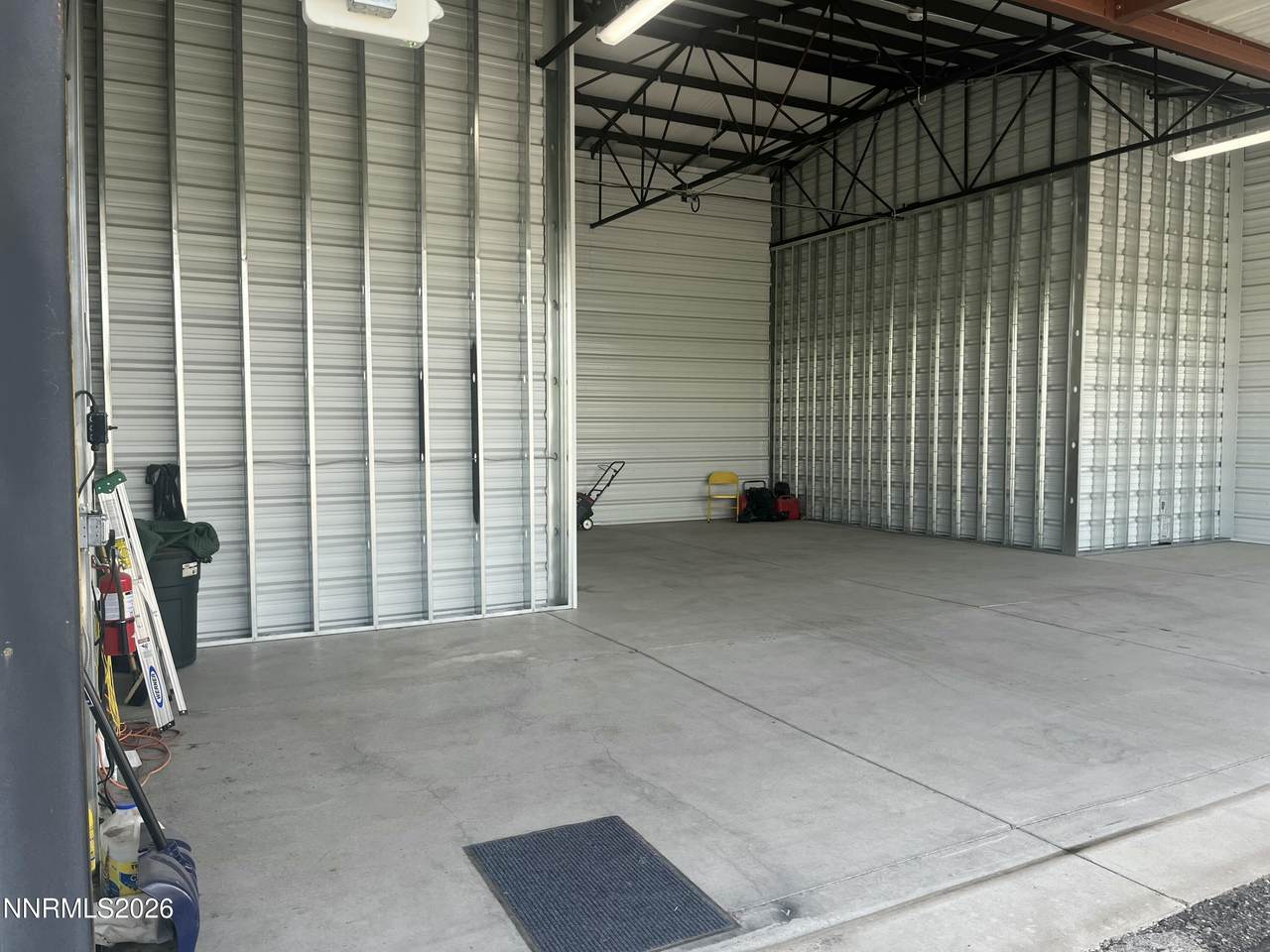 https://bt-photos.global.ssl.fastly.net/reno/1280_boomver_1_20260922173157673672000000-2.jpg