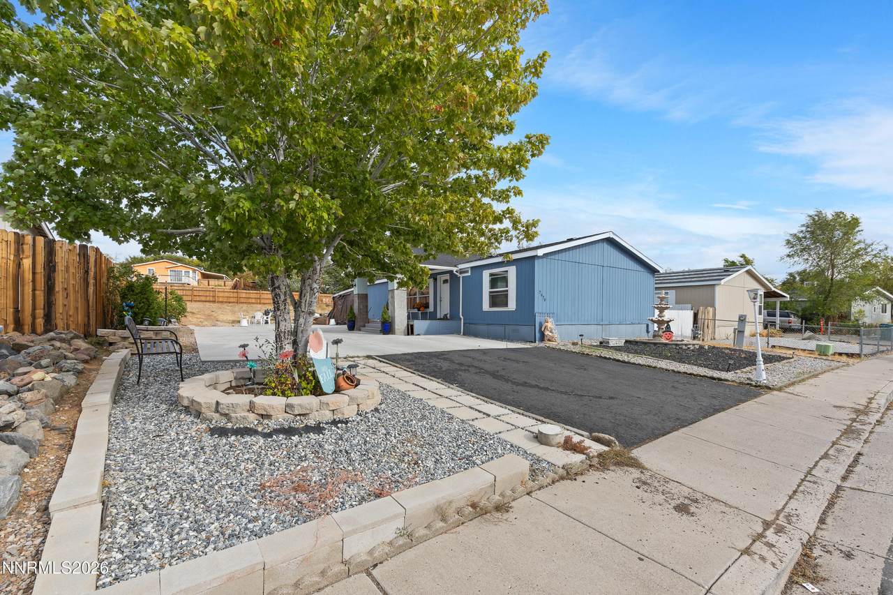 7670 Lytton Road - Photo 1