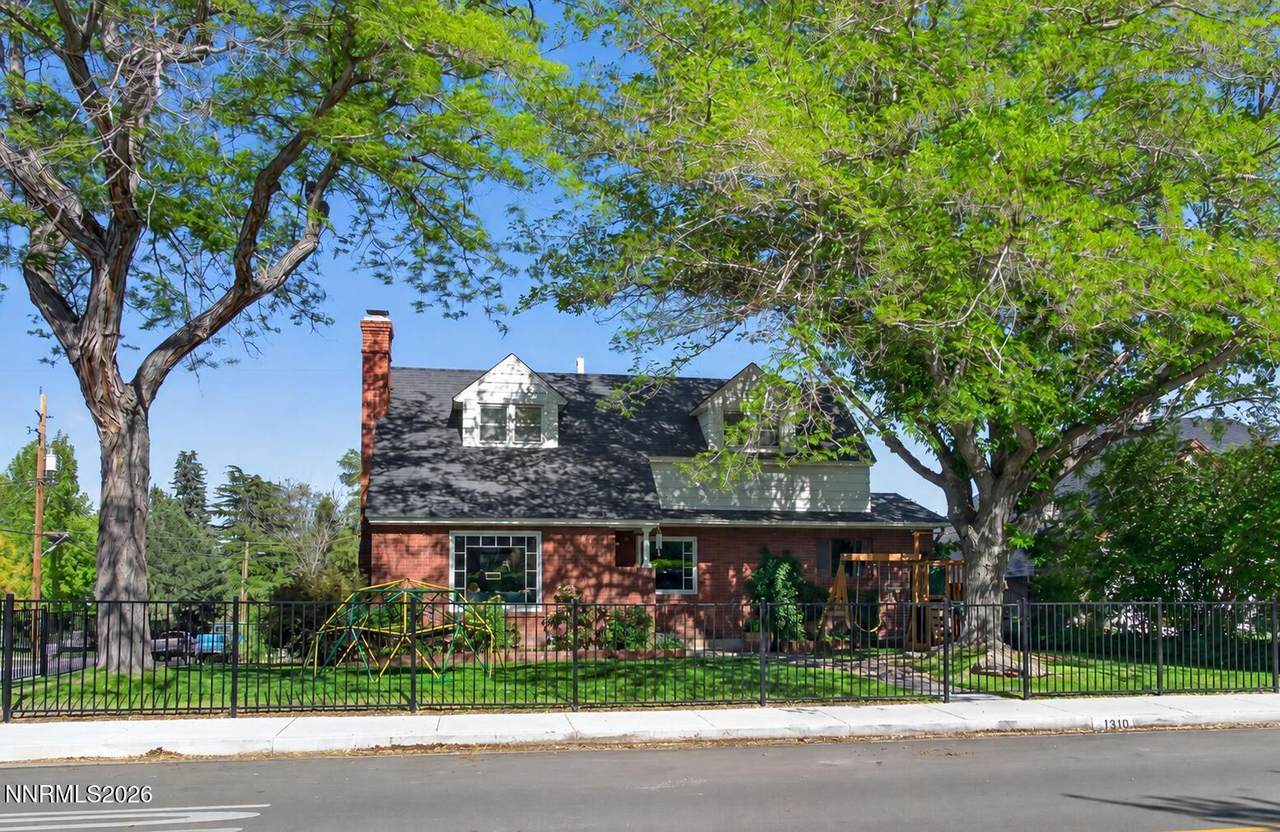 1310 Lander Street - Photo 1