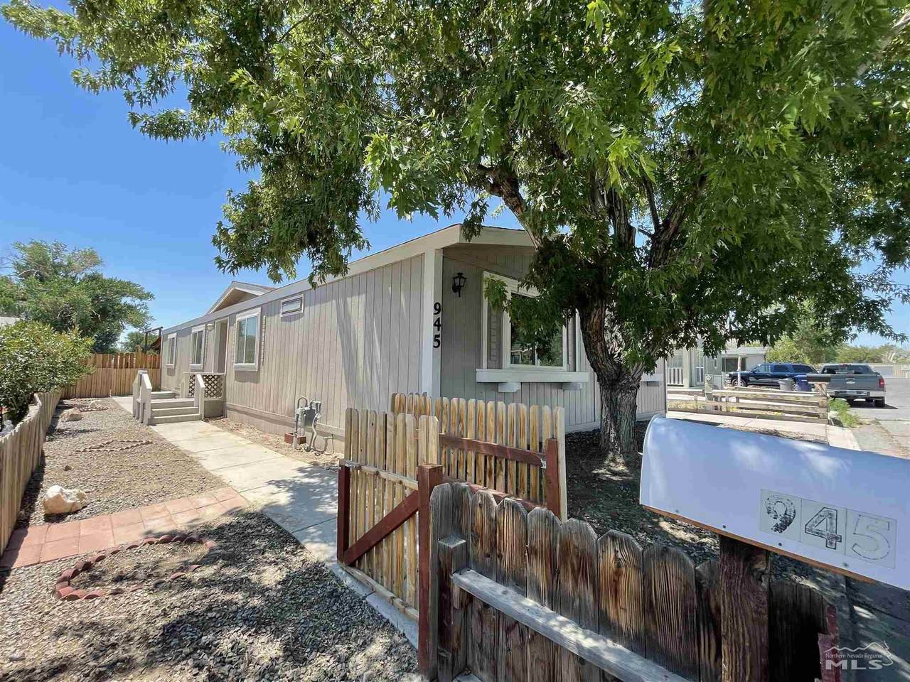 945 Villa Way - Photo 1