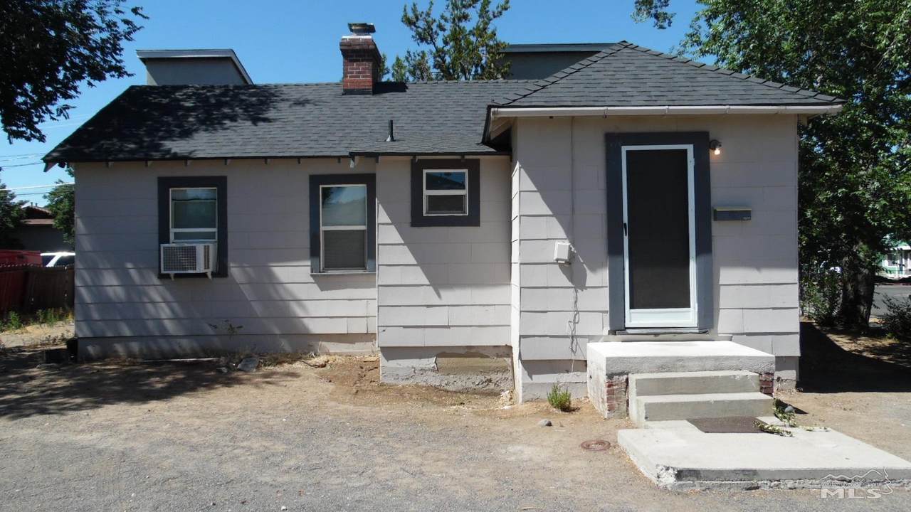 1511 Locust - Photo 1