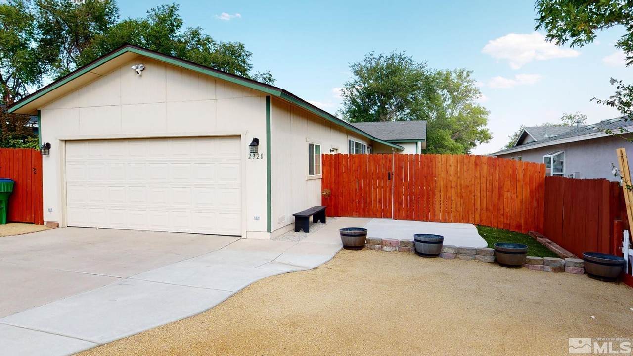 2920 Harding - Photo 1