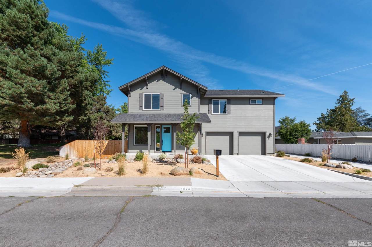 1575 Foster Drive - Photo 1