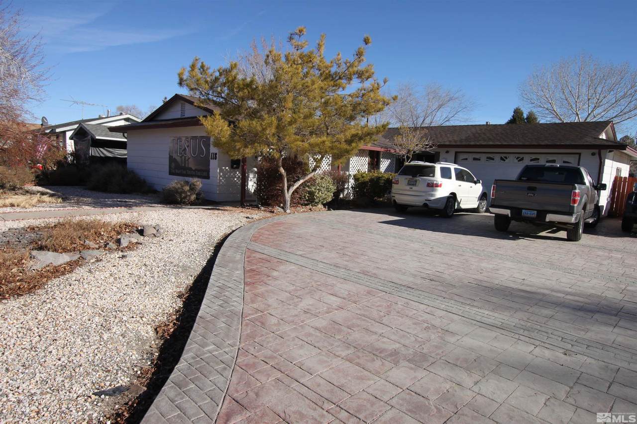 118 West - Photo 1
