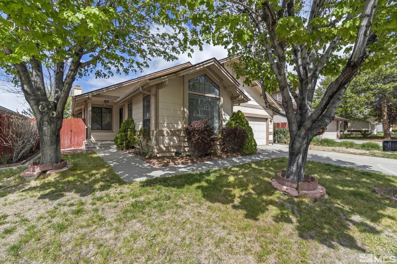 1737 Fox Run Rd - Photo 1