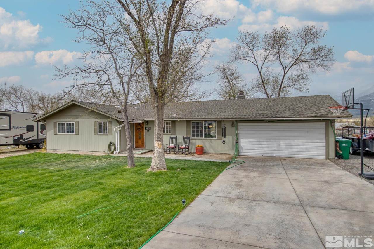 1525 Brenda Way - Photo 1
