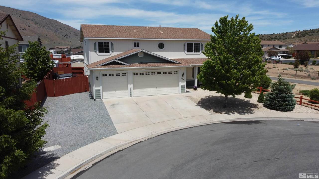 18341 Dustin Ct - Photo 1