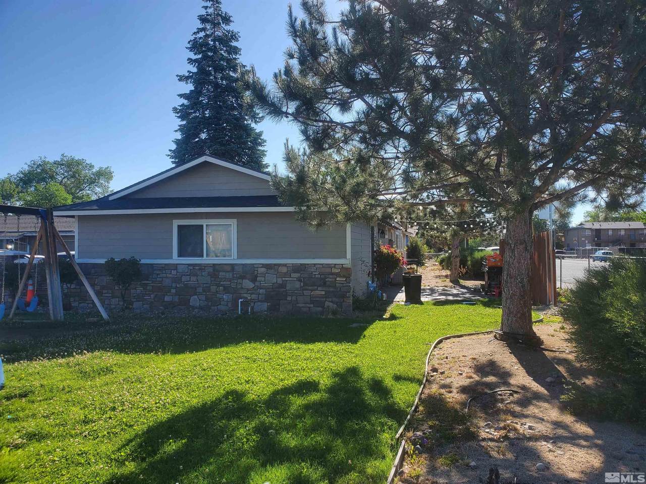 2646 Cygnet Circle - Photo 1