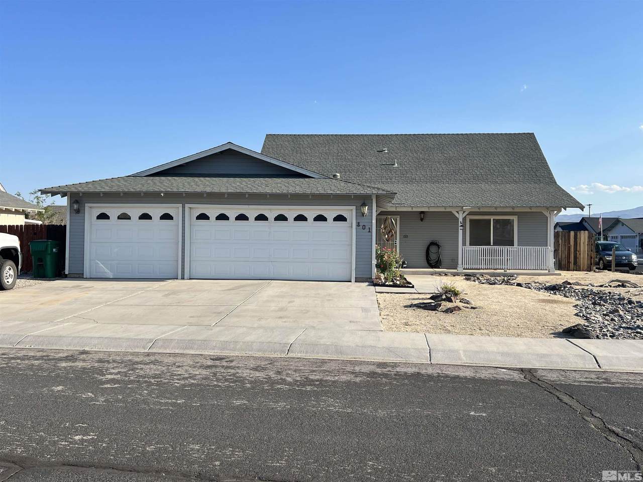 801 Fairwood St - Photo 1