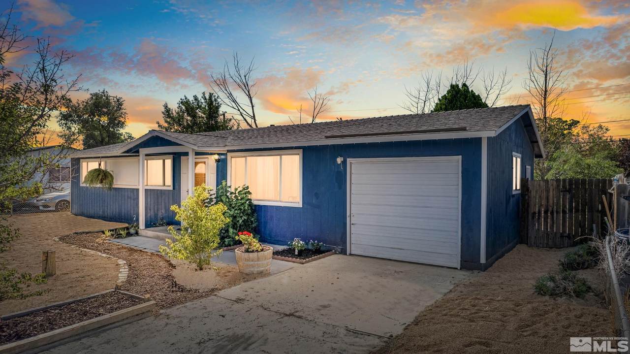 335 Cedar - Photo 1
